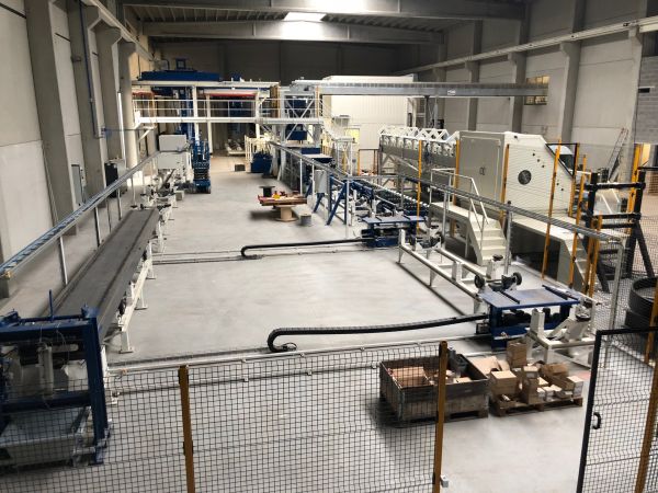 Doubeton concrete slab carrousel